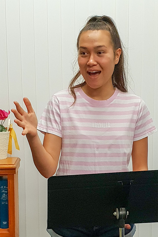 Roslyn McIvor Speech & Drama Teacher